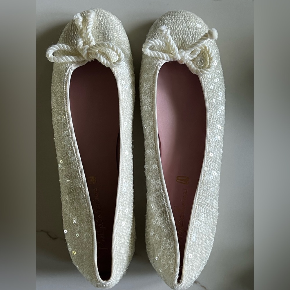 Ballet flats
